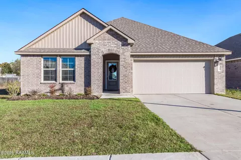 108 Chesson Hill Dr, Broussard, LA 70518