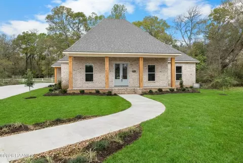 1007 Beaujolais Pkwy, Lafayette, LA 70508