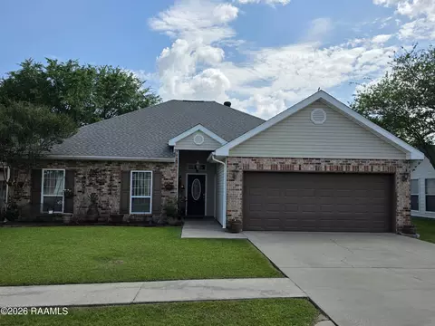 211 Manning Dr, Lafayette, LA 70508