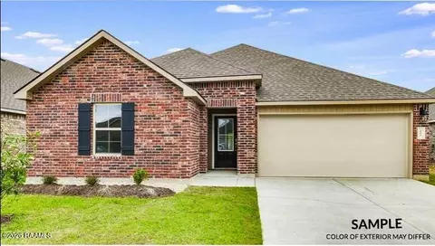 107 Harvest Ln, Crowley, LA 70526