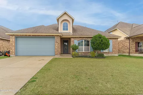 103 Cautillion Dr, Youngsville, LA 70592