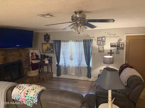 200 Thayer Ave, Eunice, LA 70535 photo 2