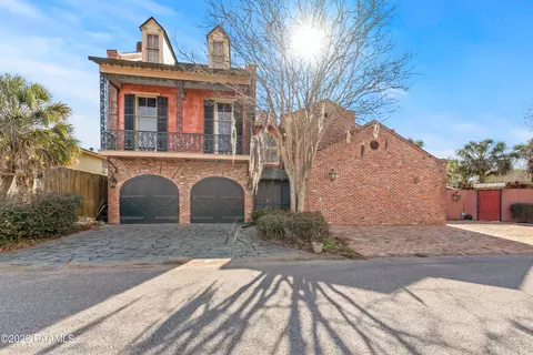 12 Bayside Dr, Lafayette, LA 70508