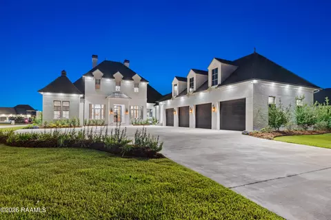 101 Rio Ridge Dr, Lafayette, LA 70508