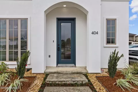 805 Broyles St #404, Youngsville, LA 70592