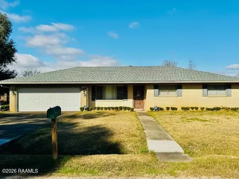 207 Mahogany Ave Dr, Opelousas, LA 70570