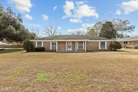 218 Acorn Dr, Lafayette, LA 70507