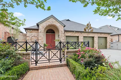 309 Oakleaf Dr, Lafayette, LA 70503