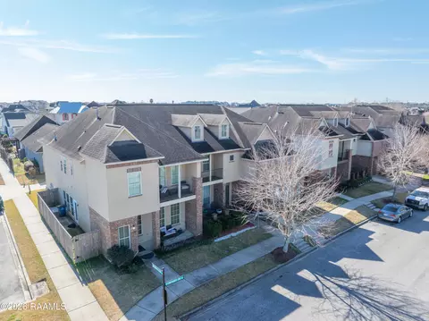 View/Area - 102 Stonehurst Dr, Youngsville, LA 70592 photo 7 of 7