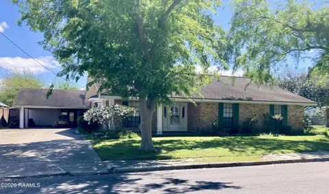 416 E 5th St, Crowley, LA 70526