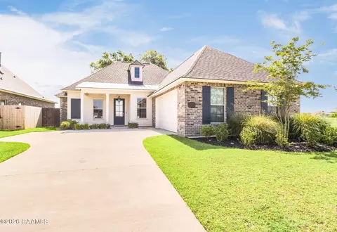 209 Sweet Harvest Rd, Youngsville, LA 70592