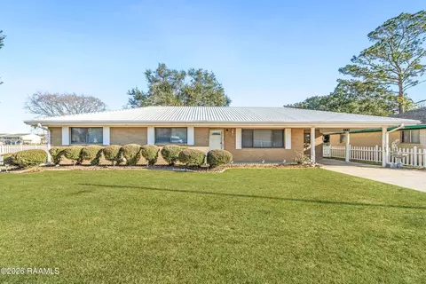 118 Cypress Island Hwy, Saint Martinville, LA 70582