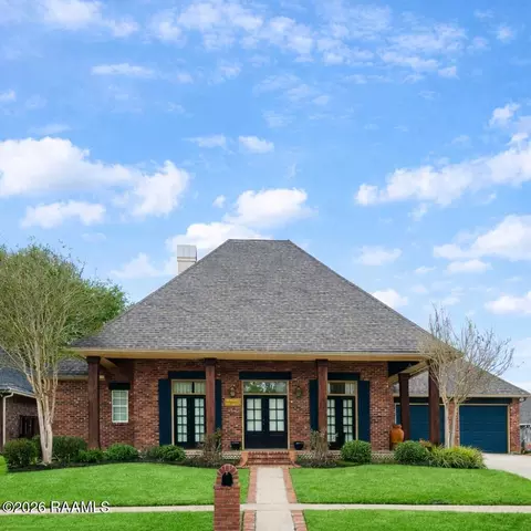 106 Freeport Cir, Lafayette, LA 70508