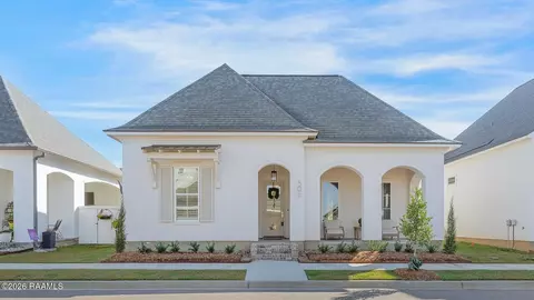 506 Broyles St, Youngsville, LA 70592