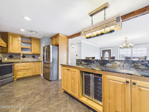 Kitchen - 312 S Fieldspan Rd, Scott, LA 70583 photo 3 of 7