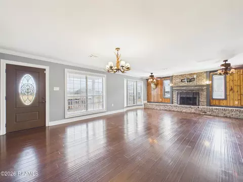 Living - 312 S Fieldspan Rd, Scott, LA 70583 photo 1 of 5