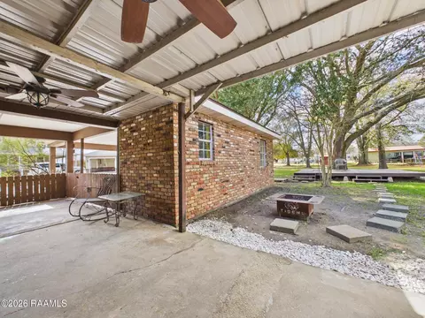 Exterior - 312 S Fieldspan Rd, Scott, LA 70583 photo 5 of 17