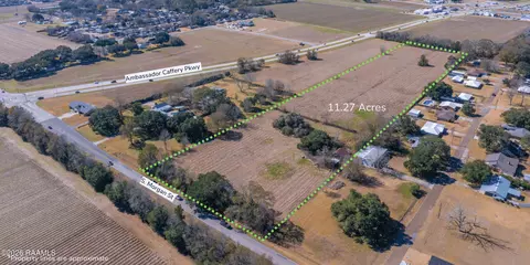 1000 S Blk Morgan Ave, Broussard, LA 70518