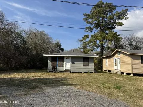 1722 W 9th St, Crowley, LA 70526