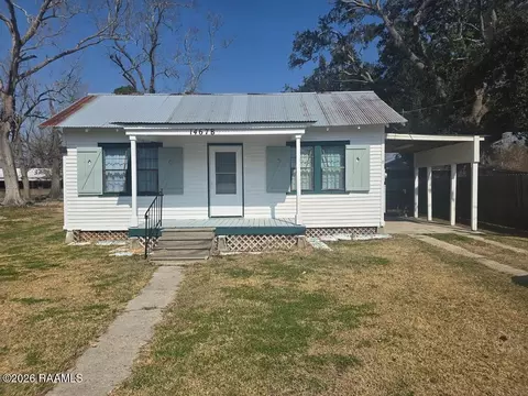 1467 Henderson Hwy # B, Breaux Bridge, LA 70517