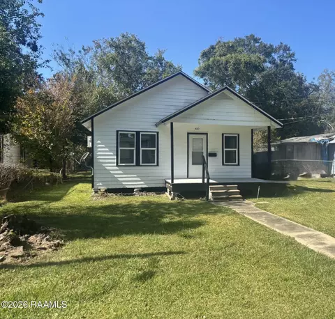 410 N Miles St, Abbeville, LA 70510