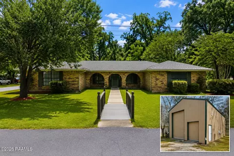 118 Garrigue Dr, Opelousas, LA 70570