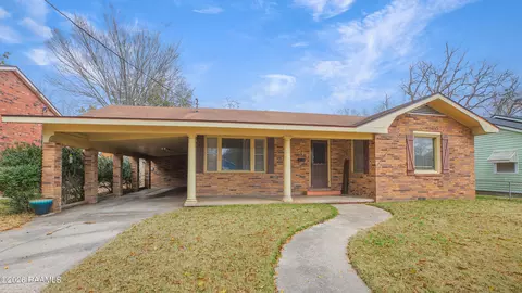 711 Maumus St, New Iberia, LA 70560