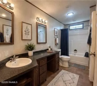 Bath - 102 Dassas St, Scott, LA 70583 photo 5 of 5