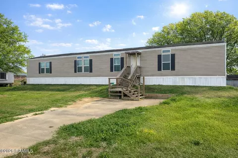 102 Dassas St, Scott, LA 70583