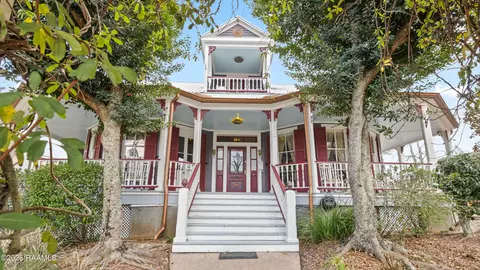 212 Old Market St, Saint Martinville, LA 70582