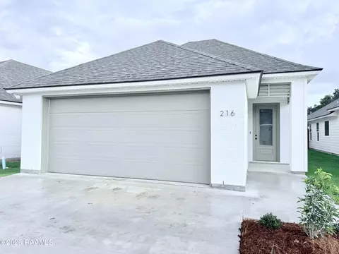 216 Berchman Oaks Dr, Lafayette, LA 70506