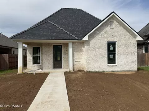410 Dunvegan Ct, Lafayette, LA 70503