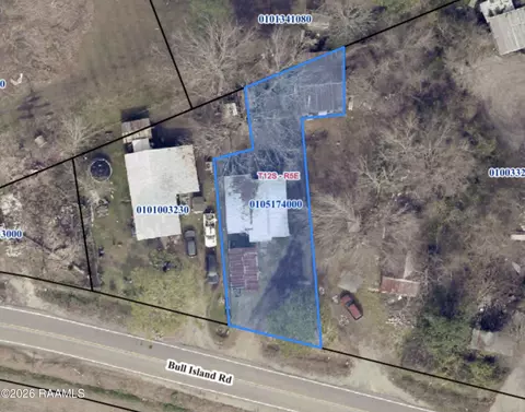 5712 Bull Island Rd, New Iberia, LA 70560