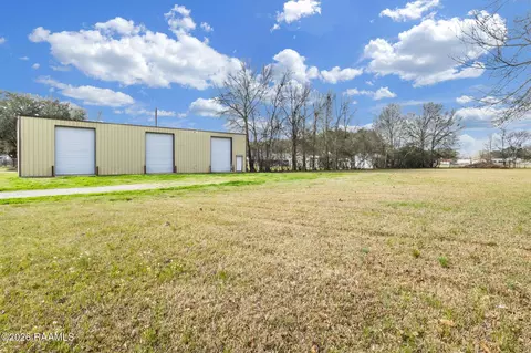 209 D Arceneaux Rd, Scott, LA 70583