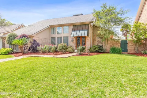 404 Comanche Dr, Lafayette, LA 70503