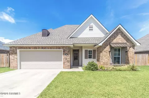 206 Safe Haven Dr, Carencro, LA 70520