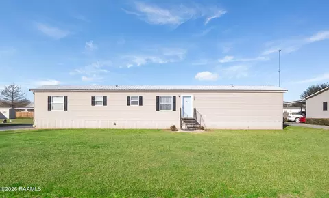 245 Secretariat Ln, Rayne, LA 70578