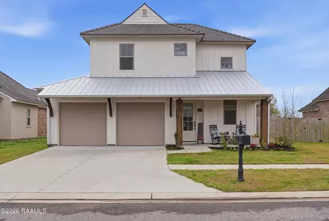 105 Ember Grove Xing, Lafayette, LA 70508