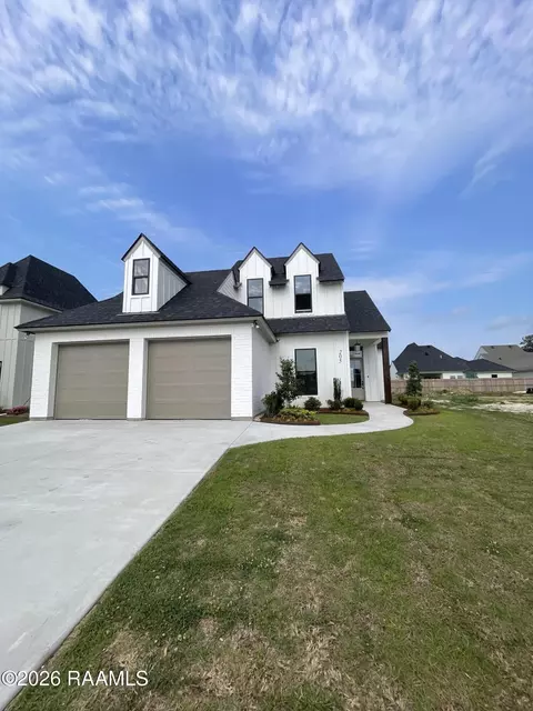 205 Prague Ave, Youngsville, LA 70592