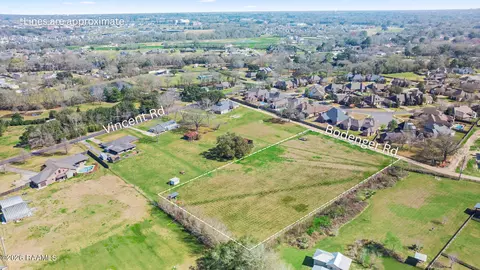 122 Bodenger Rd, Lafayette, LA 70508