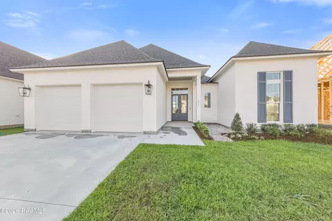 212 Big Lake Run, Youngsville, LA 70592