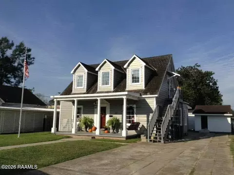 209 N Saint Charles St, Abbeville, LA 70510