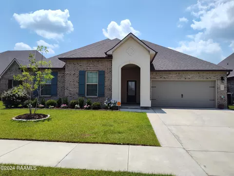108 Hardwood Dr, Lafayette, LA 70508