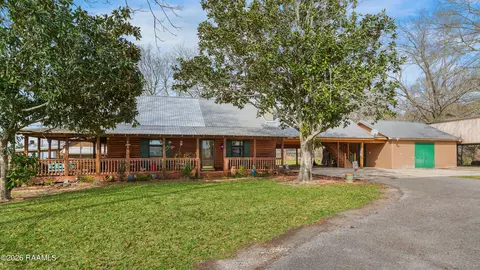 1326 S Hospital Dr, Abbeville, LA 70510