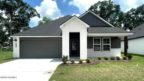 208 Cypress Falls Dr, Broussard, LA 70518