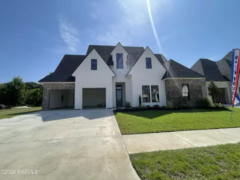 309 Cliffside Dr, Youngsville, LA 70592