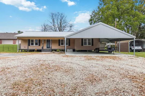 720 W Lastie St, Erath, LA 70533