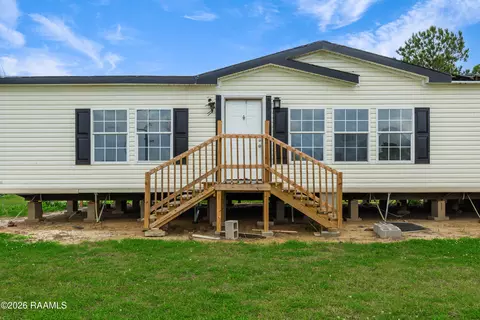 2913 Avery Island Rd, New Iberia, LA 70560