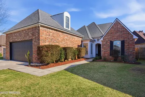 116 Spring Cypress Dr, Broussard, LA 70518
