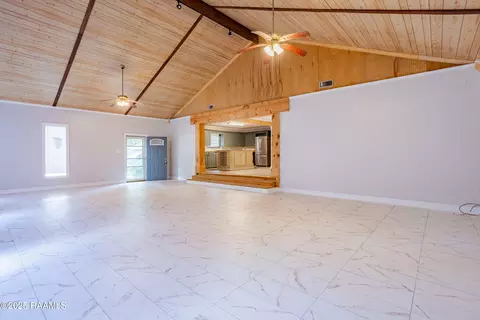 Living - 531 N 11th St, Eunice, LA 70535 photo 2 of 2